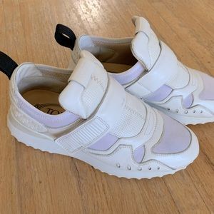 Tod’s white leather sneakers with Velcro strap, pebble chunky sole